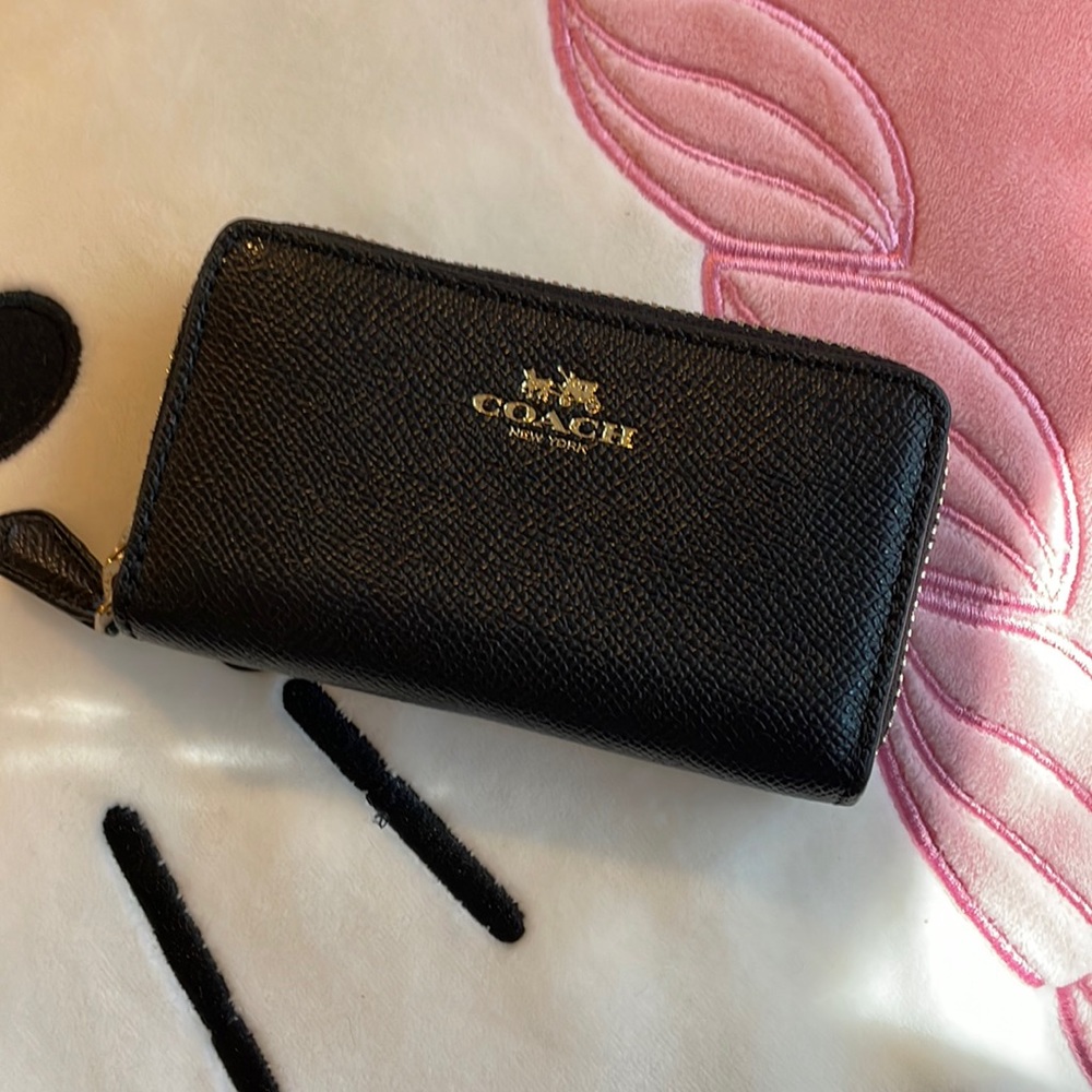 COPY - Coach Balck Wallet